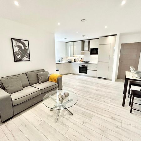 Queens Luxury Apartments Wembley Stadium - Londra Esterno foto