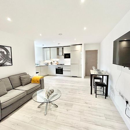 Queens Luxury Apartments Wembley Stadium - Londra Esterno foto