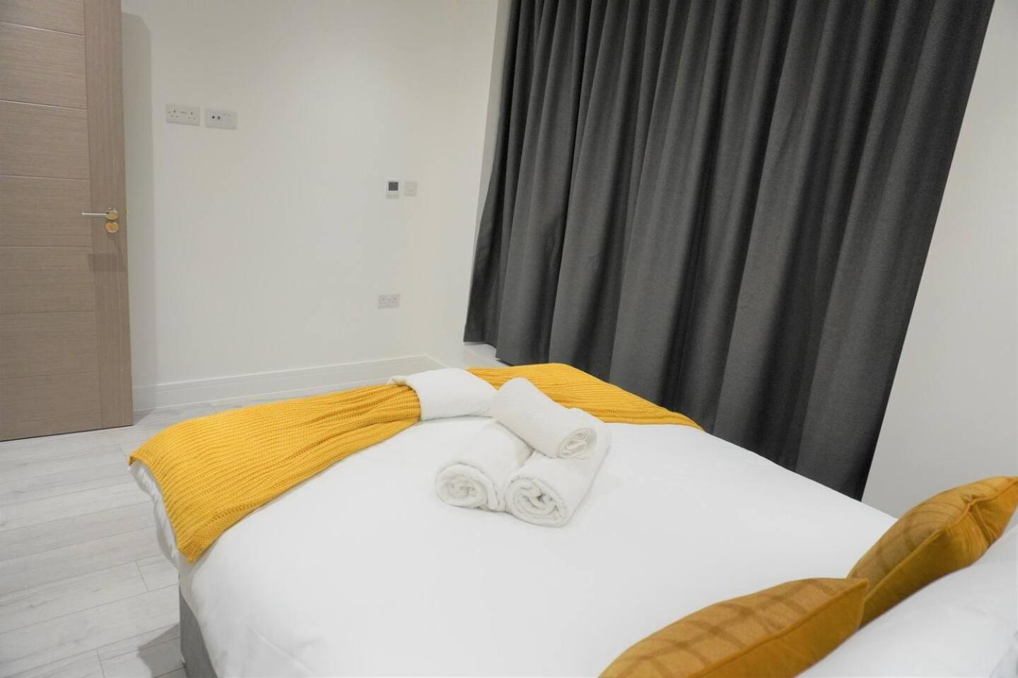 Queens Luxury Apartments Wembley Stadium - Londra Esterno foto