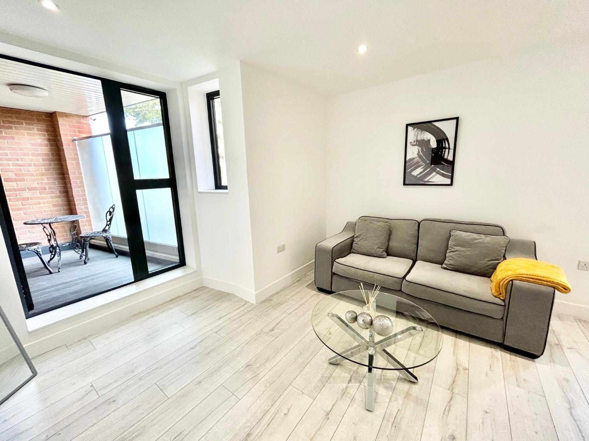 Queens Luxury Apartments Wembley Stadium - Londra Esterno foto